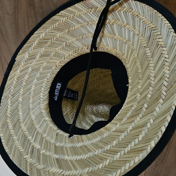 Hemlock Hat - Picture 2 of 3